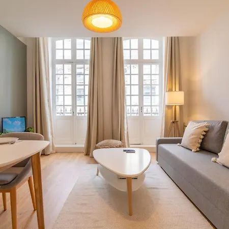 Apartment Centre - And Functional Ap.