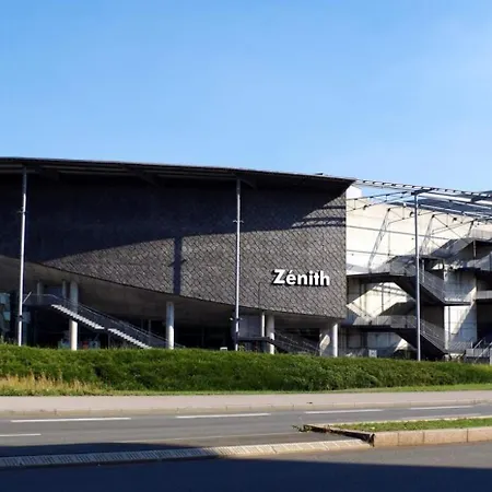 Centre - And Functional Ap.